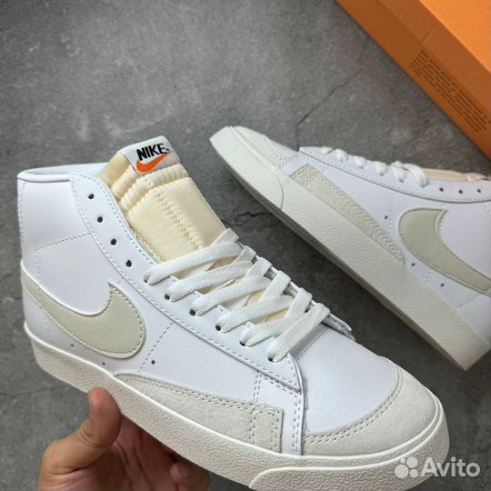 Nike Blazer Mid'77 White (42р)