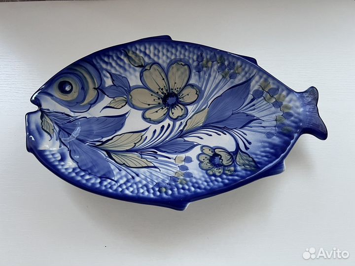 Блюдо большое керамика рыба