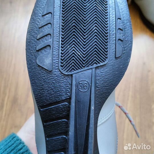 Лыжные ботинки 36 размер