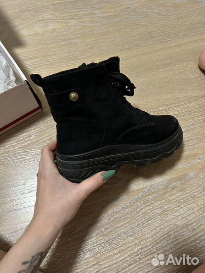 Ботинки женские