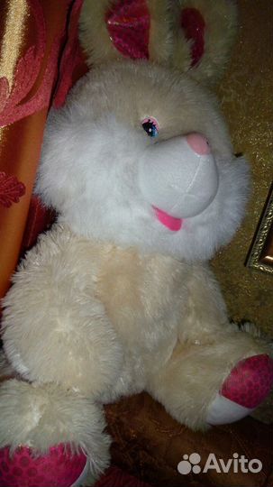 Игрушка поющий мягкий заяц 50см