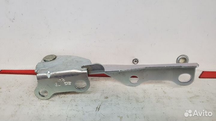 Петля капота правая Hyundai Getz 2002-2011