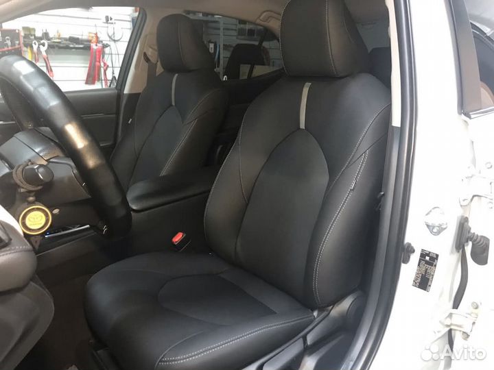 Чехлы на Toyota Camry 70