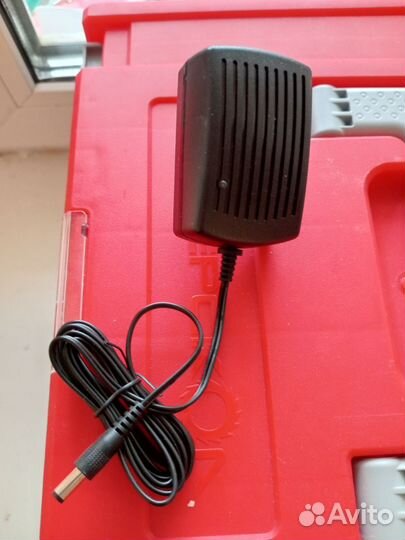 Зарядное устройство интерскол