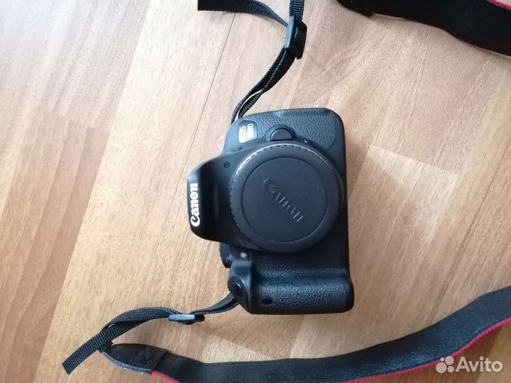 Зеркальный фотоаппарат Canon 700d body