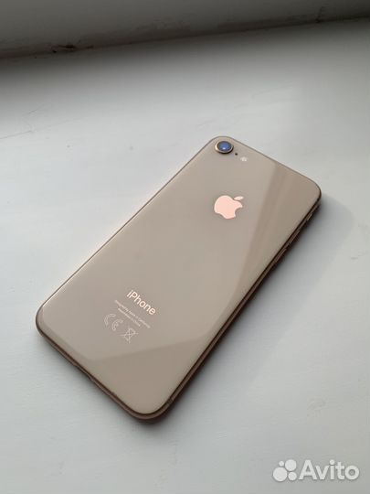 iPhone 8, 64 ГБ