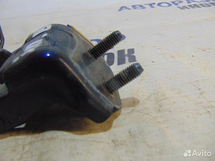 Петля двери задней правой верхняя для Mazda RX 8