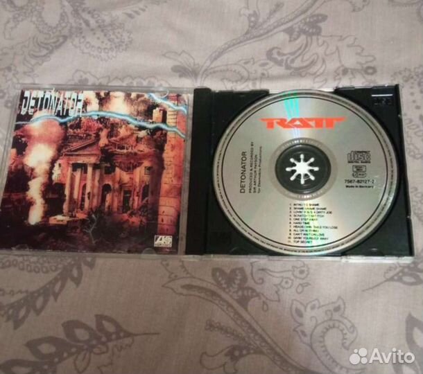 Фирменный (немецкий)cd диск группы Ratt-1990