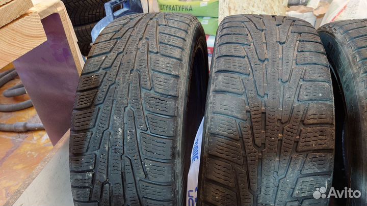 Nokian Tyres Hakkapeliitta R 235/55 R19 105R