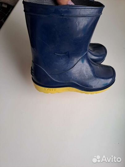 Детские резиновые сапоги