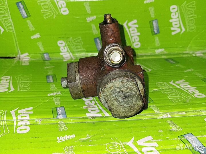 Делите тормозов газ 24