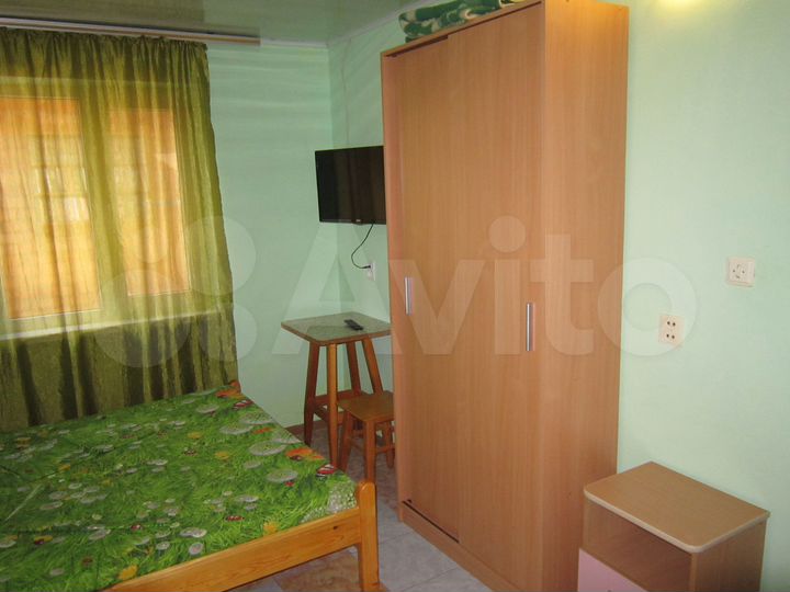 Комната 23 м² в 1-к., 1/2 эт.