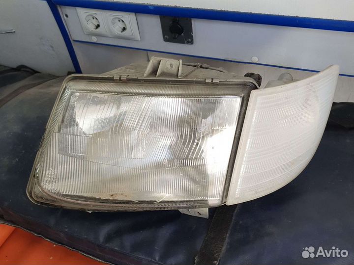 Фара Мерседес V klass,638