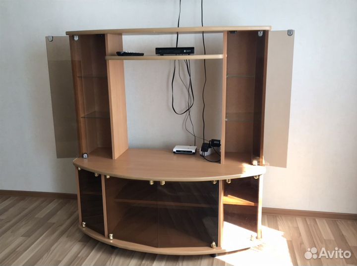 Тумба под телевизор