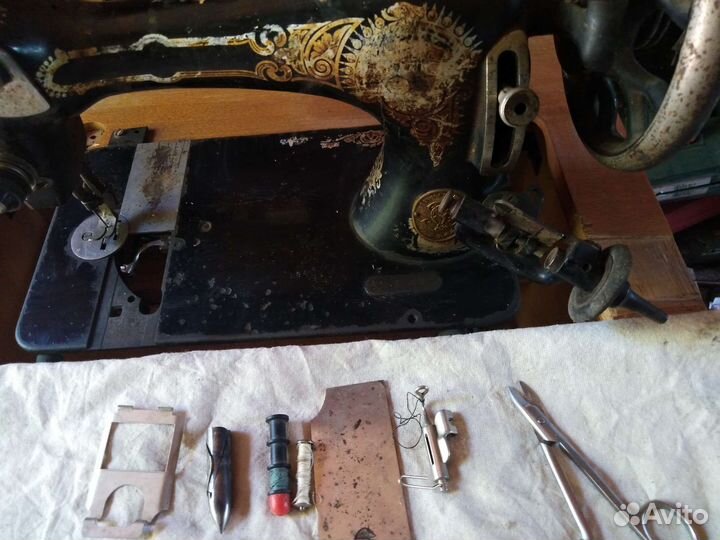 Швейная машина Singer