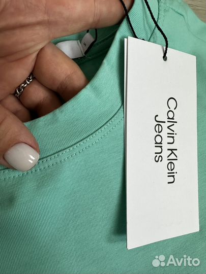 Лонгслив женский Calvin Klein