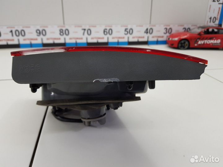Фонарь задний правый внутренний (Chevrolet Cruze)