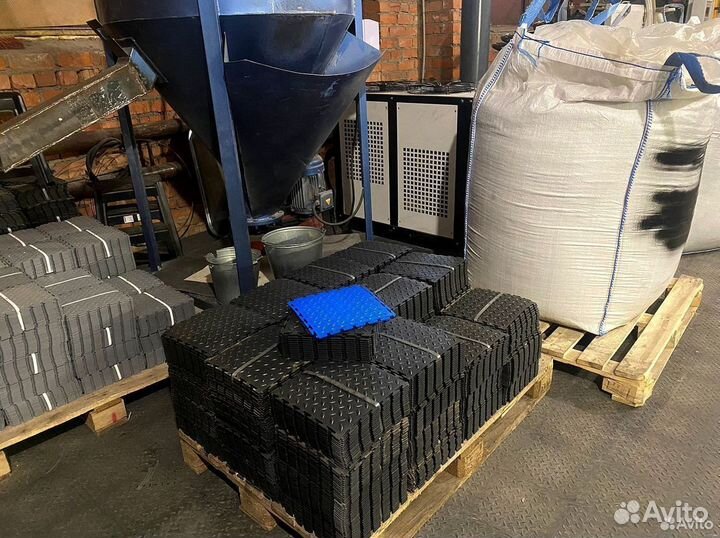 Модульная плитка пвх для гаража