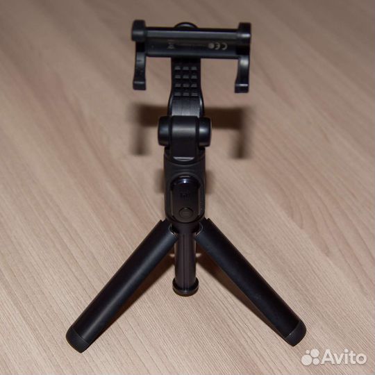 Штатив для телефона с пультом