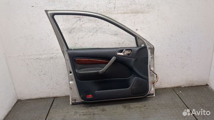 Дверь боковая левая передняя Skoda Octavia Tour, 2004