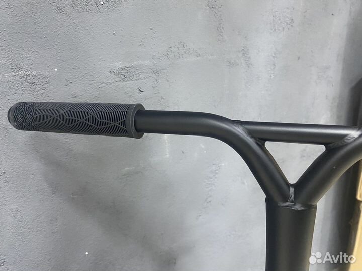 Самокат трюковой Tech Team Ruff