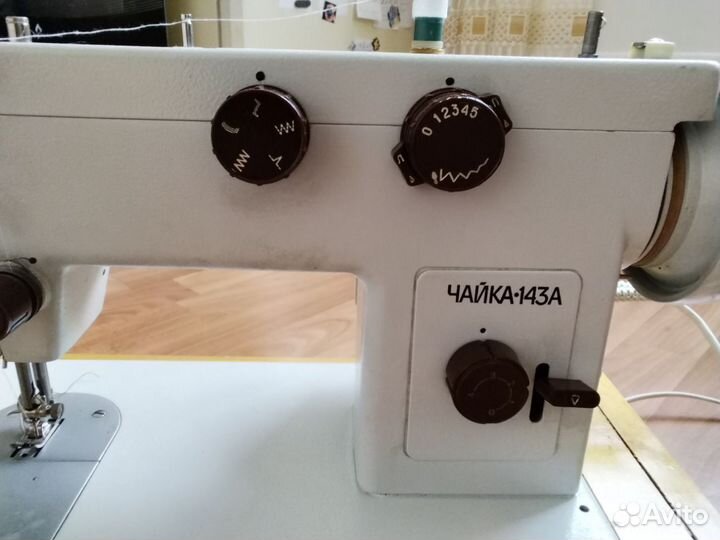 Швейная машинка чайка 143А