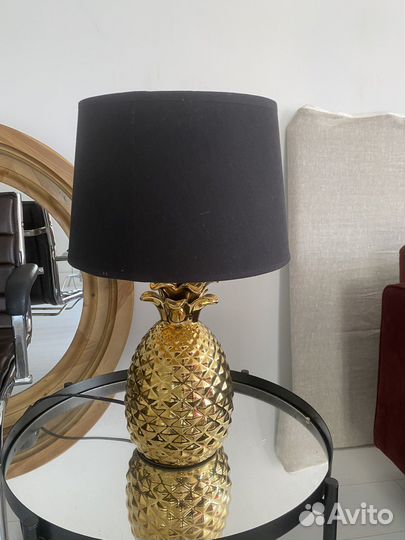 Лампа настольная