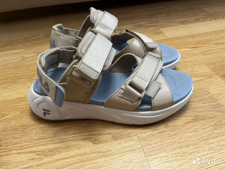 Босоножки fila