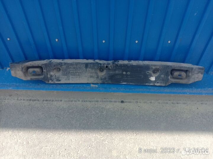Усилитель бампера Лада Калина
