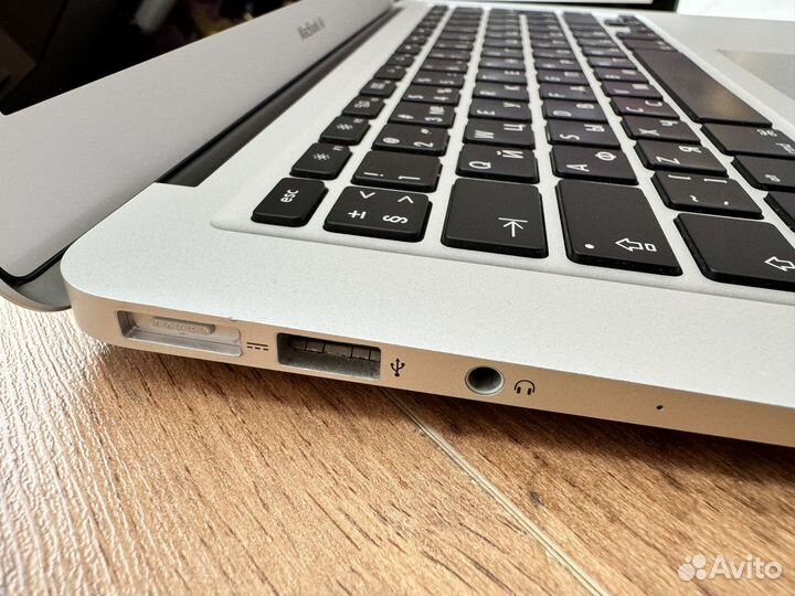 Macbook air (13-inch, 2027)