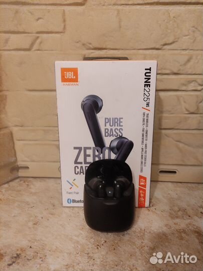 Беспроводные наушники jbl tune 225 tws