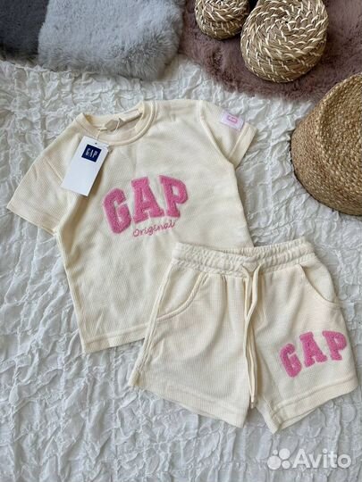 Костюм gap для девочки новый