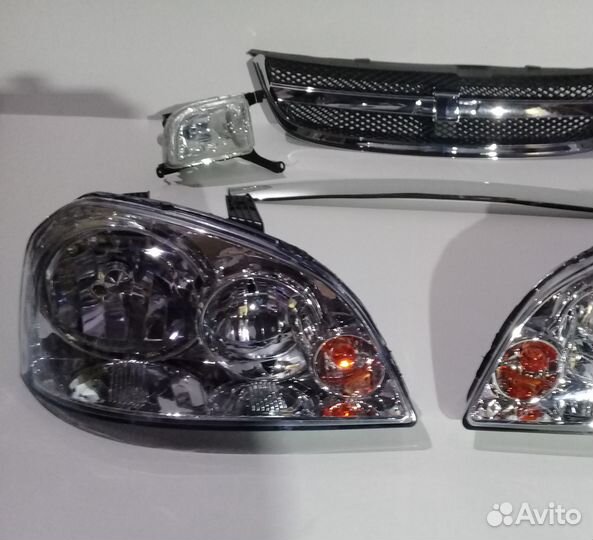 Фара правая, левая Chevrolet Lacetti седан, универ
