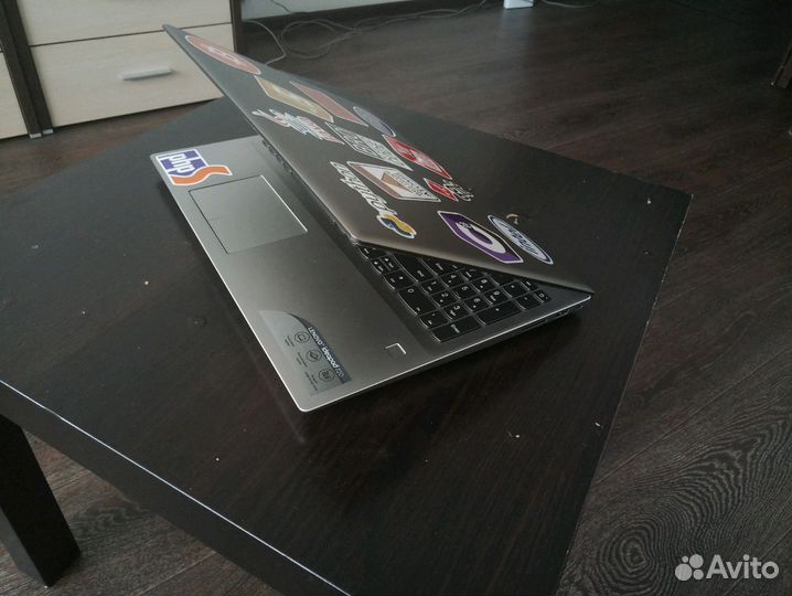 Lenovo ideapad 720