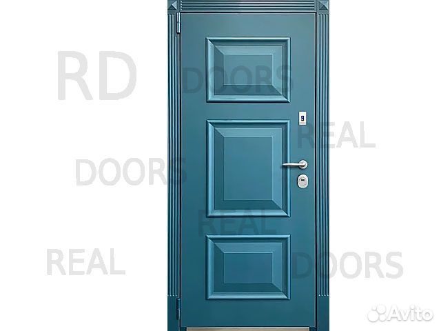 Входная дверь с биометрическим замком