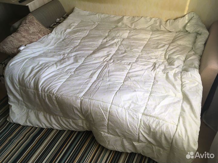 Одеяло 200х220