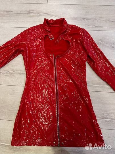 Латексный ролевой костюм 44-46 размер красный