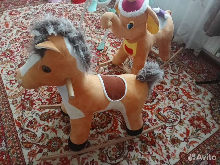 Лошадь качалка и слон качалка