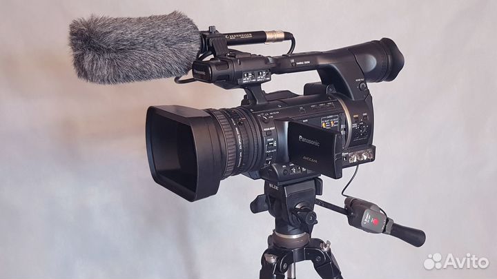 Профессиональный камкордер Panasonic AG-AC160