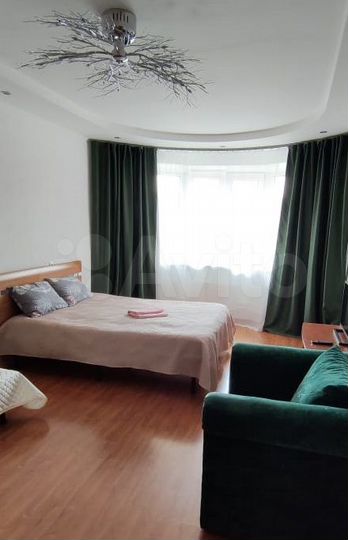 1-к. квартира, 42 м², 4/10 эт.