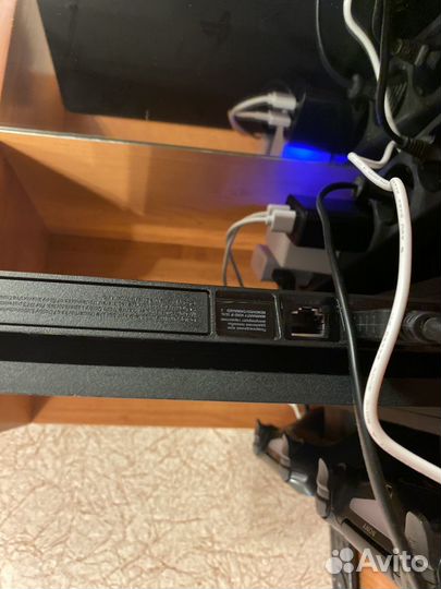 Sony playstation 4 slim 1tb+ 2 игры и 2 джостика