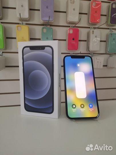 iPhone 12, 64 ГБ