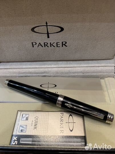 Перьевая ручка parker