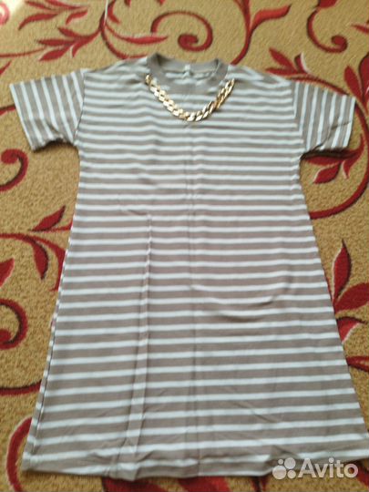 Платье на девочку 2шт