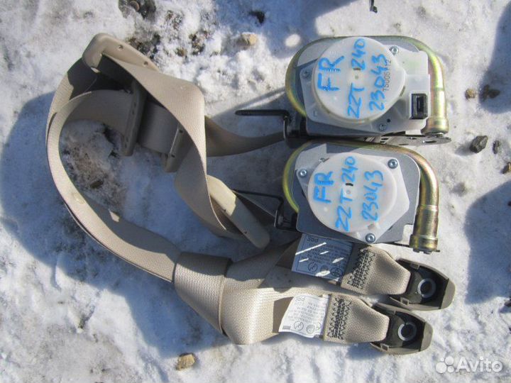 Ремень безопасности передний Toyota Allion ZZT240