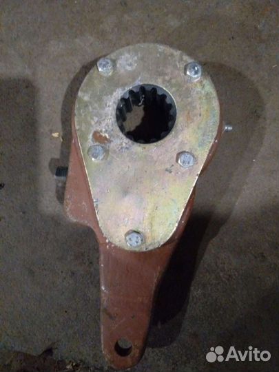 Тормозной рычаг трещетка