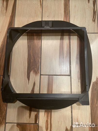 Дефлектор радиатора mercedes