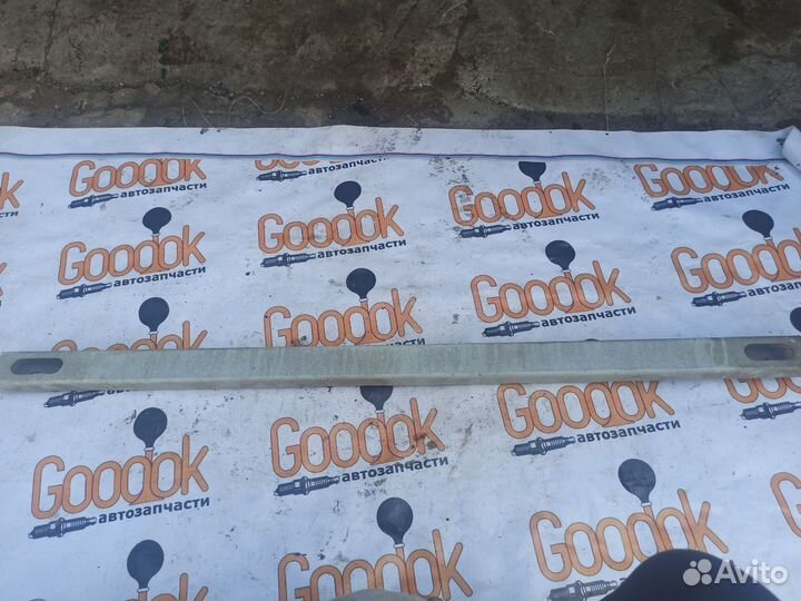 Усилитель переднего бампера Nissan X-Trail T30