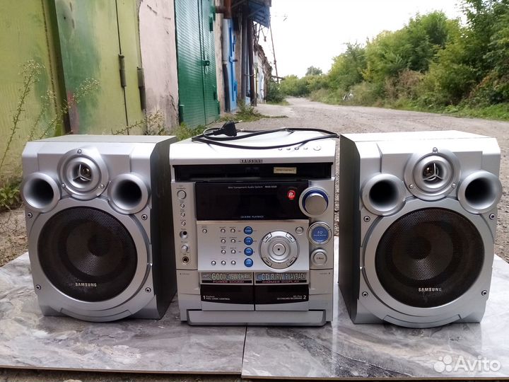 Центр музыкальный