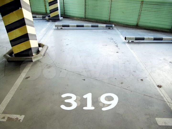Машиноместо, 12 м²